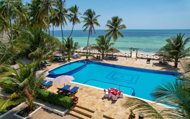 Sunny Palms Beach Bungalows