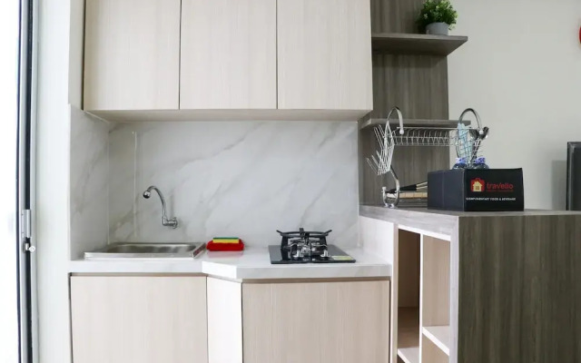 Stunning And Comfy 2Br Bassura City Apartment