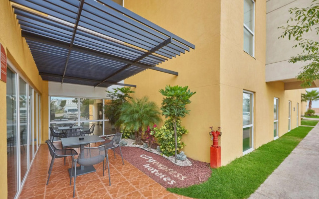 City Express by Marriott Tuxpan