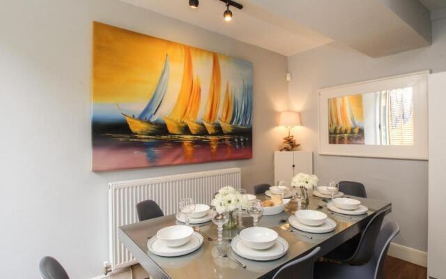 Harbourside House