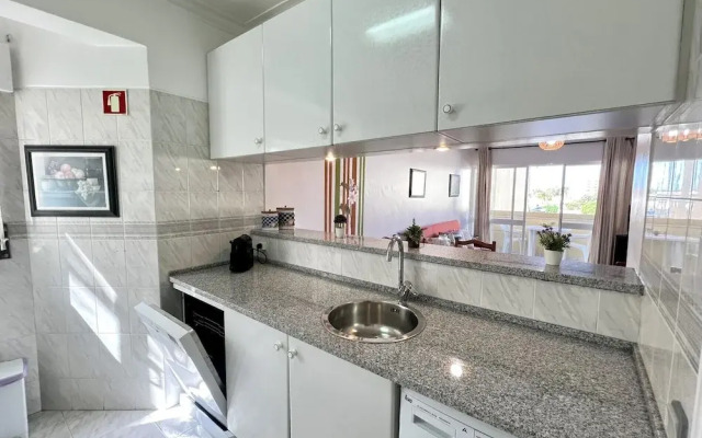 Albufeira Concept 2 With Pool by Homing