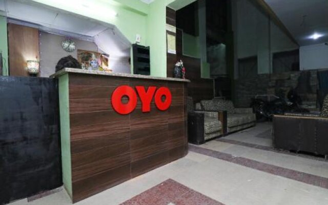 OYO Flagship 23686 UR Guest House