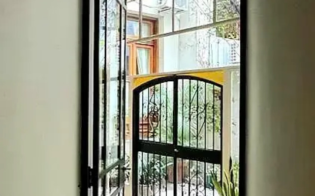 Mansilla 3935 B&B