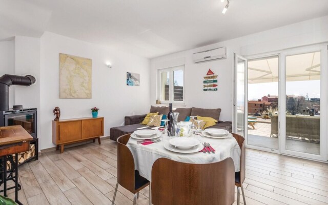 Beautiful Home in Kastav With Wifi and 2 Bedrooms