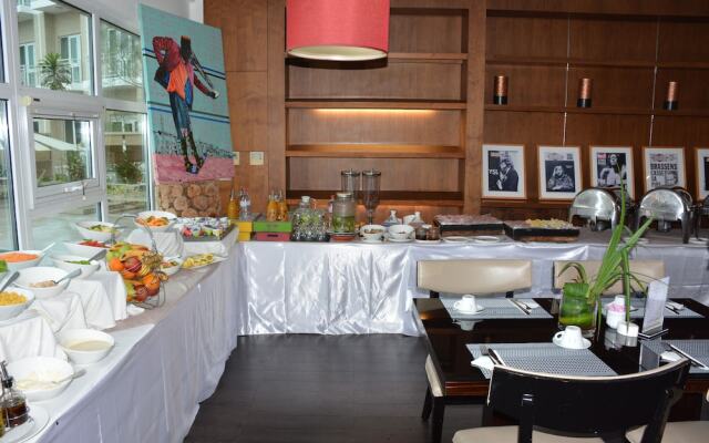 Pefaco Hotel Maya Maya