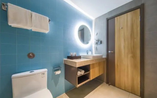 Homeinn·NEO(Shenyang Tiexi Square Glide Shengjing Hospital Xinghua Metro Station)