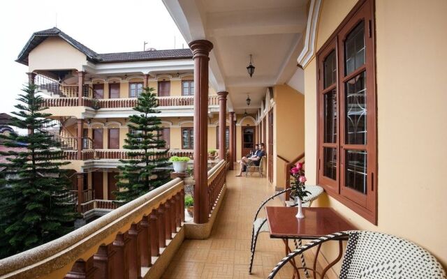 Auberge Dang Trung Hotel Sapa