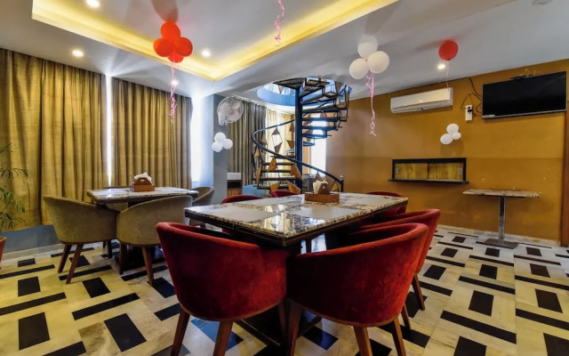 Naivara Boutique Hotel