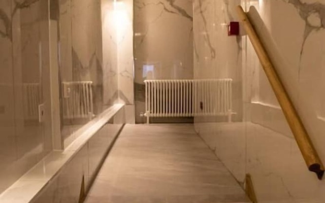 Burren London Hotel