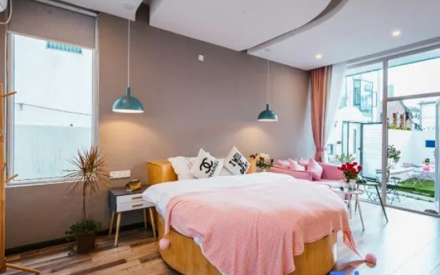 Bando Light Luxury Guesthouse (Erhai Branch, Dali Ancient City)