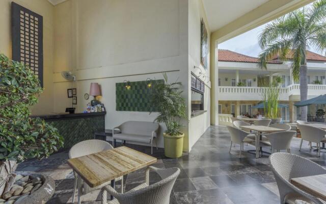 Bali Court Hotel and Apartments