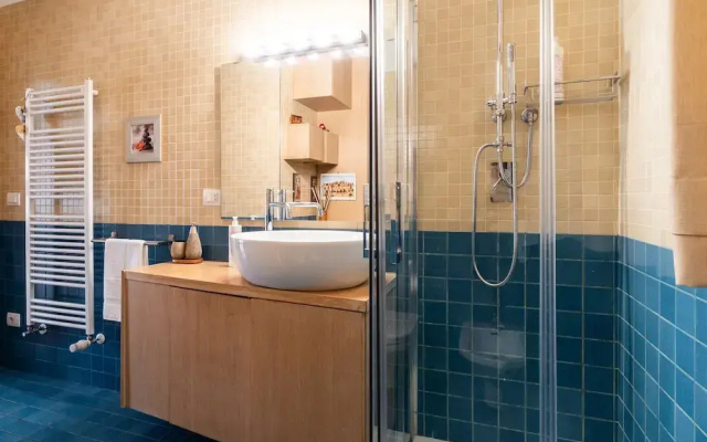 Levante 65 in Bari With 1 Bedrooms and 1 Bathrooms