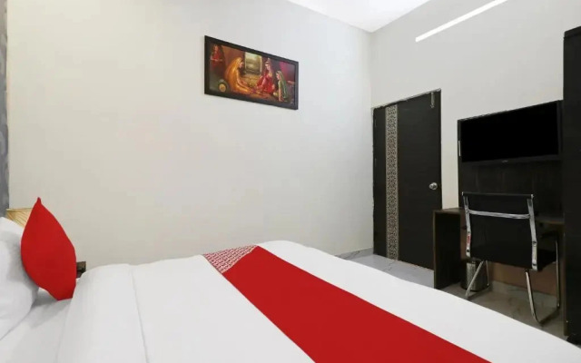 Hotel Sangeet by OYO Rooms