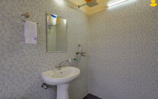 LivingStone Eco Resort