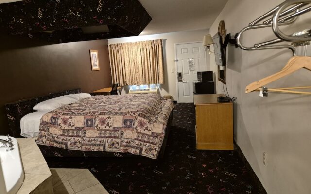 General Bragg Inn & Suites By OYO Chickamauga