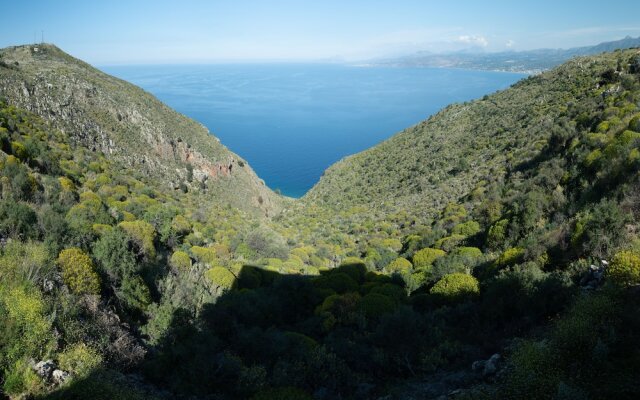 Galani Vacation House