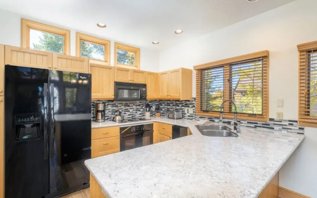 Aspen Ridge 31 3 Bedroom Townhouse by Alpine Lodging Telluride