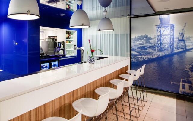 Holiday Inn Express Rotterdam - Central Station by IHG