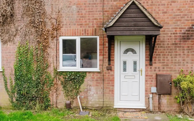 Corby-2 Bedroom-1bathroom-parking - Upto 5 Guests