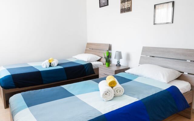 Pebble Beach Holiday Apartments