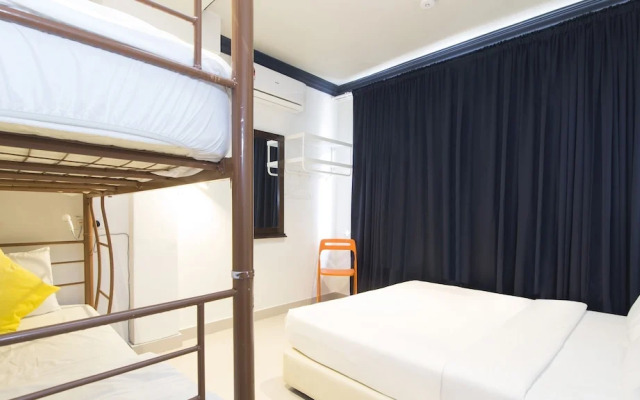 ZEN Hostel The Bed Station