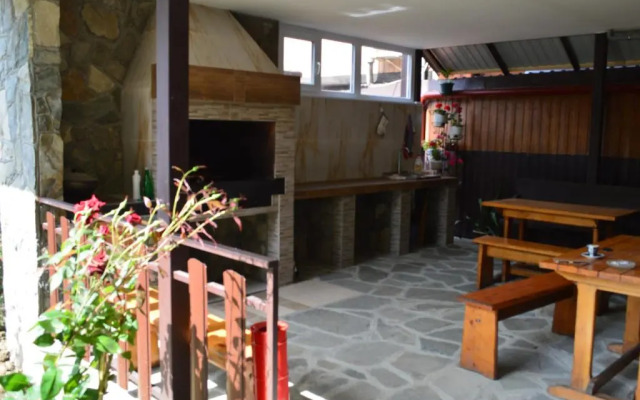 Guest house on Mikhailovskii