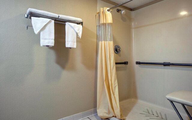 Americas Best Value Inn Montezuma