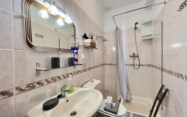 Pêra Stylish Villa With Pool by Homing