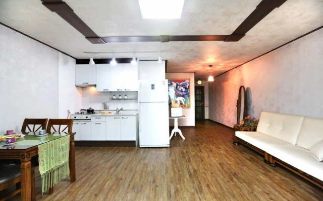 Flower field Pension