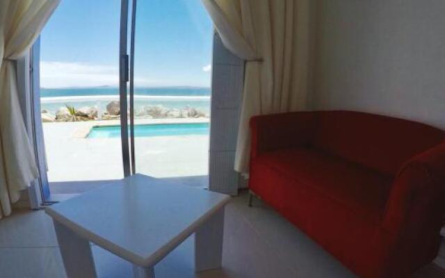 114 On Main Beach House