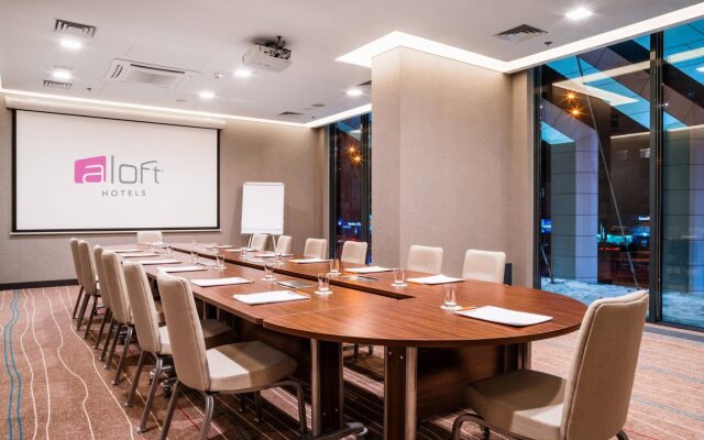 Sky Loft Hotel Kyiv by Rixwel