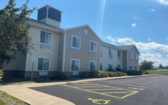 Americinn By Wyndham Oshkosh