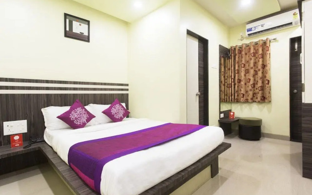 Hotel Shrinivas Executive by OYO Rooms