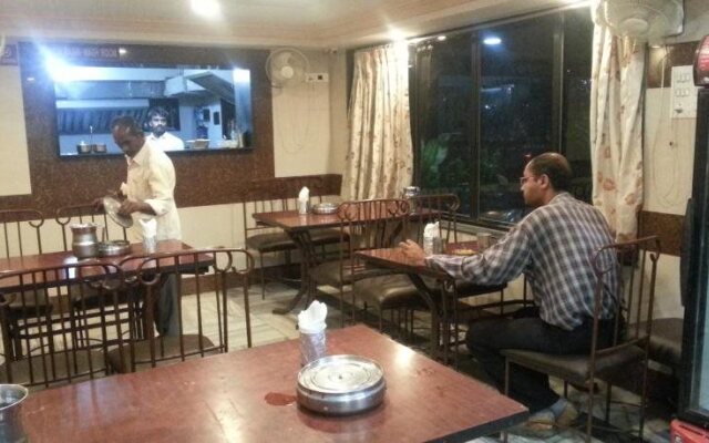 Hotel Gujrat