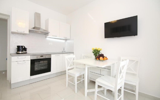 Apartment Anamarija - garden terrace : A1 Split, Riviera Split
