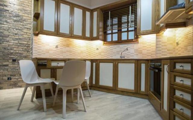 Paradise Apartment in Peiraiki