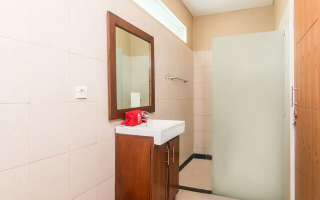 ZenRooms Legian Nakula Srikandi