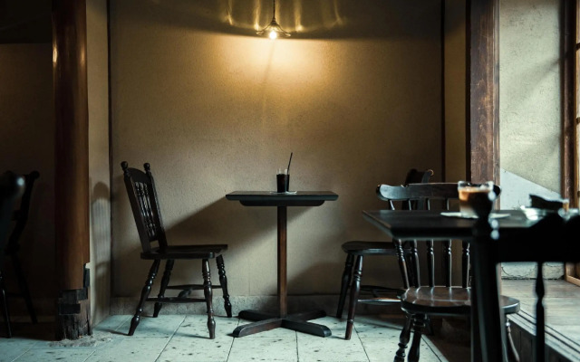 Oito 美しい街並みに佇む喫茶と宿