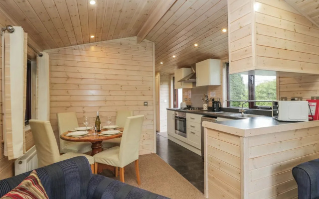 Canadian Cabin No 38