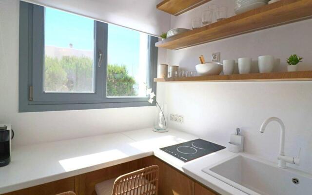 The Nine Graces - Agia Anna Beach Apartements
