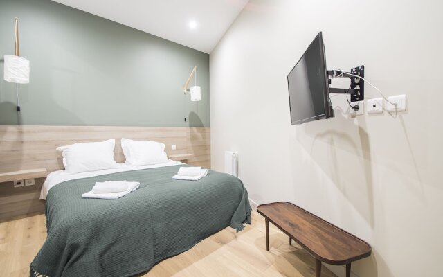 Luxury Apartment in Paris - République
