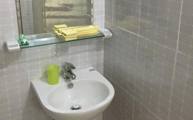 An Long Binh Hotel