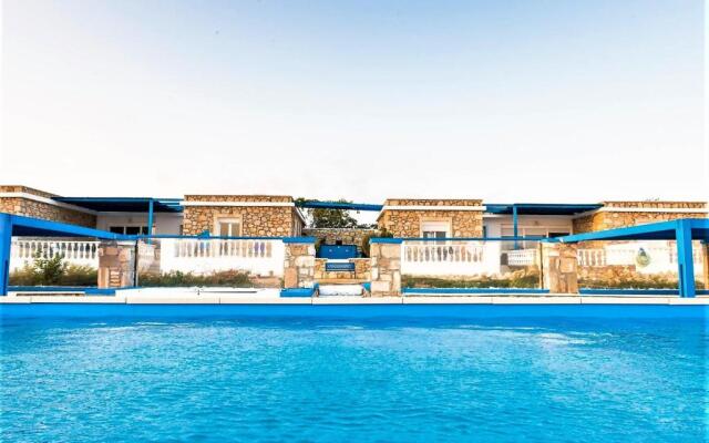 Sofia Villas Pounta Beach
