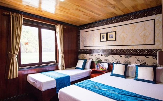 Swan Cruises Halong
