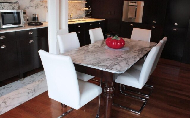 Residence Master Suite in Porteño Building