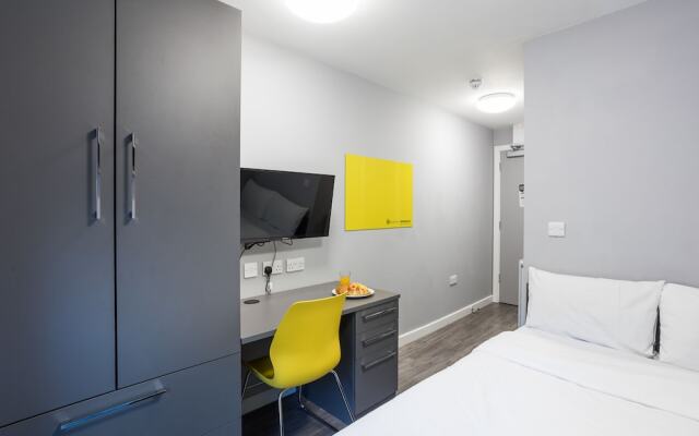 Luxury Rooms & Studios in Newcastle