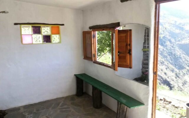 Refugio Arrabales de la Alpujarra - Hostel