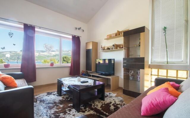 Stunning Home in Zrnovo With Wifi and 3 Bedrooms