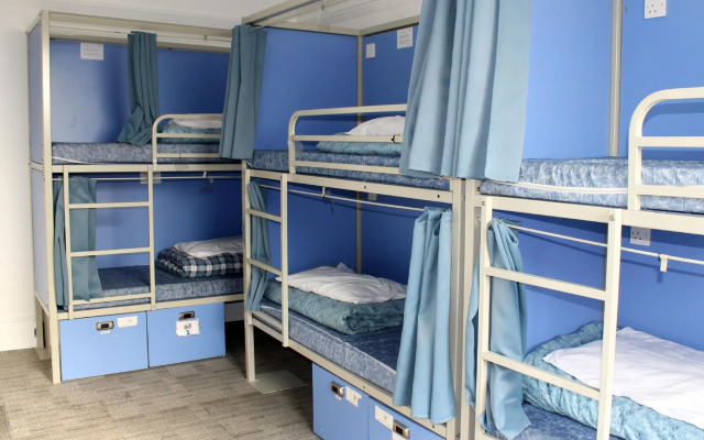 Smart Hyde Park Inn Hostel
