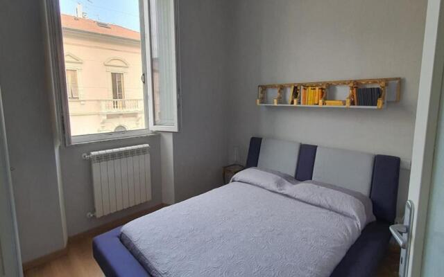Foscolo 27 a 100 M Dal Mare